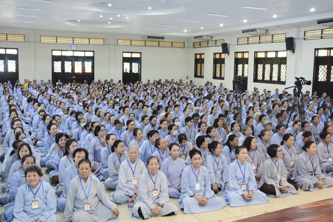 Dharma Talk “Choices” – The 95th Seven-Day Retreat.