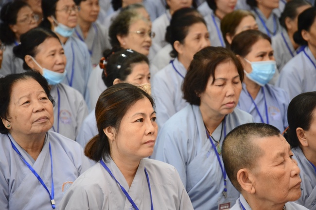 Dharma Talk “When still breathing and living, we still practice” – The 95th Seven-Day Retreat.