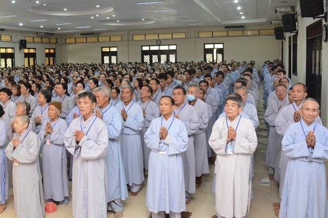 Dharma Talk “When still breathing and living, we still practice” – The 95th Seven-Day Retreat.