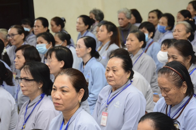 Dharma Talk “When still breathing and living, we still practice” – The 95th Seven-Day Retreat.