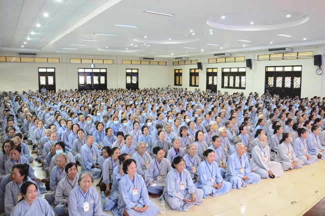 Dharma Talk “When still breathing and living, we still practice” – The 95th Seven-Day Retreat.