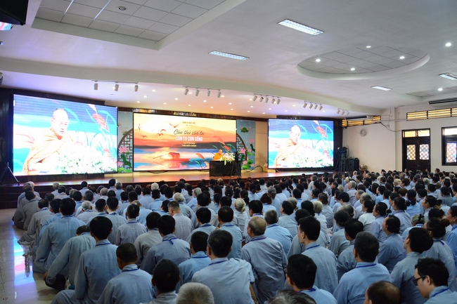 Dharma Talk “When still breathing and living, we still practice” – The 95th Seven-Day Retreat.