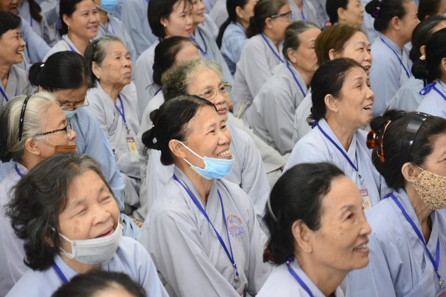 Dharma Talk “When still breathing and living, we still practice” – The 95th Seven-Day Retreat.