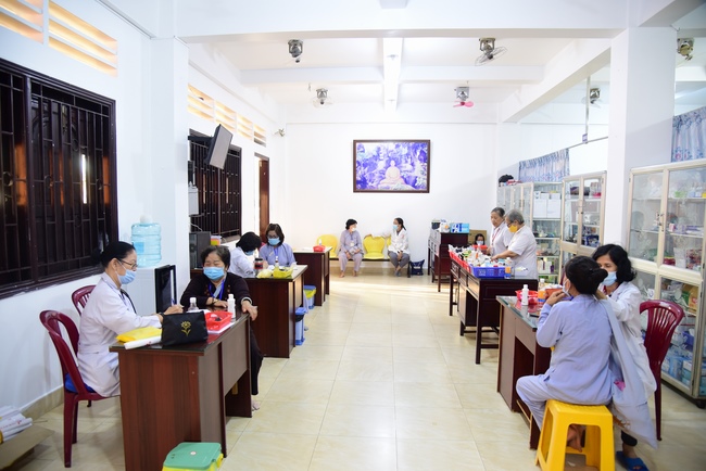 Dharma Talk “Coming and going is impermanent” – the 95th Seven-Day Retreat.