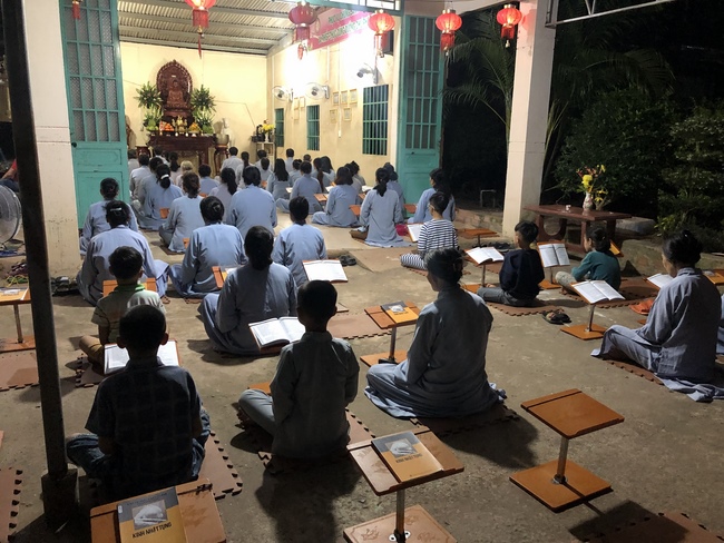 Repentant Ceremony at Suoi Phap Pagoda, Tay Ninh