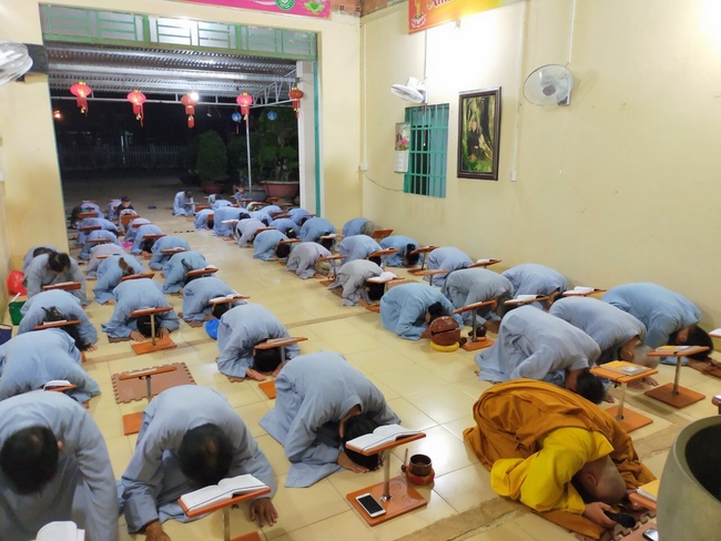 Repentant Ceremony at Suoi Phap Pagoda, Tay Ninh