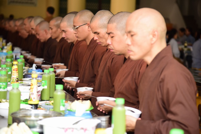 The 1st Retreat “Returning to Origin”