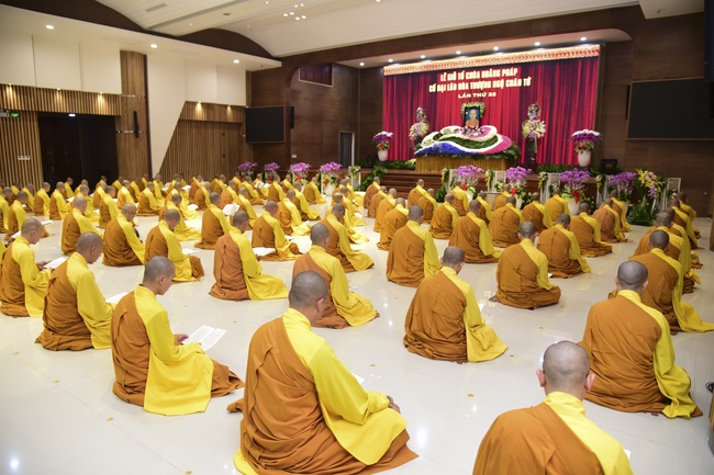 The 1st Retreat “Returning to Origin”