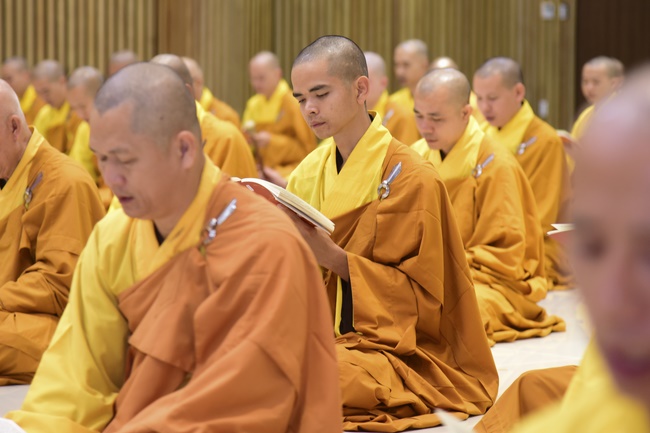 The 1st Retreat “Returning to Origin”