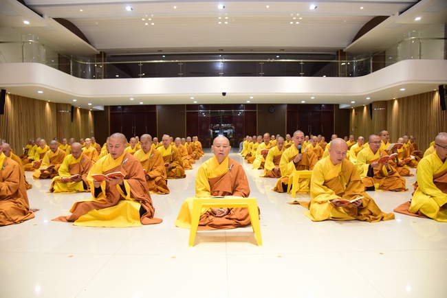 The 1st Retreat “Returning to Origin”