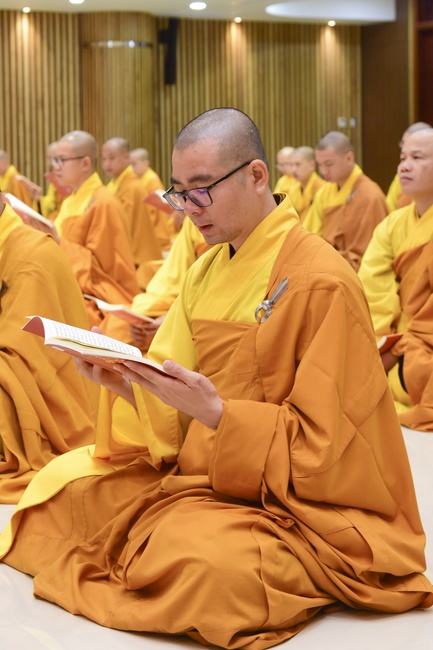 The 1st Retreat “Returning to Origin”