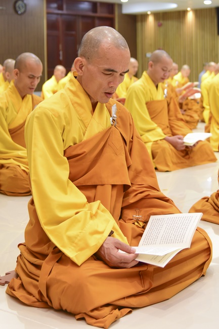 The 1st Retreat “Returning to Origin”