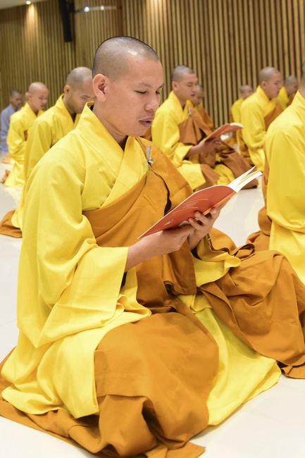 The 1st Retreat “Returning to Origin”