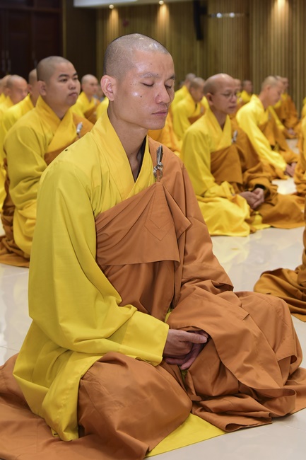 The 1st Retreat “Returning to Origin”