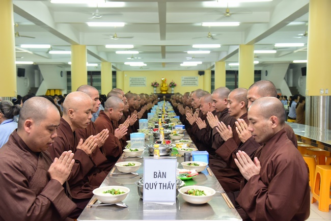 The 1st Retreat “Returning to Origin”