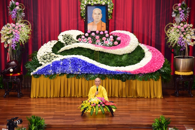 The 1st Retreat “Returning to Origin”