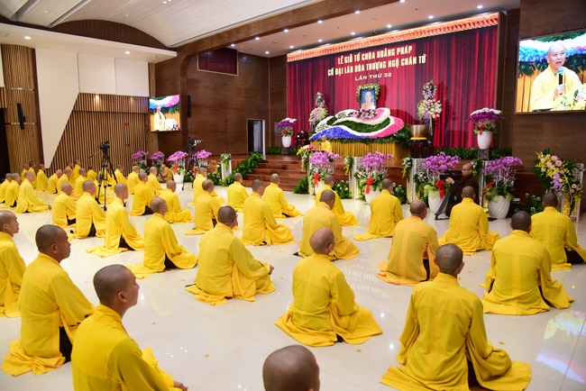 The 1st Retreat “Returning to Origin”