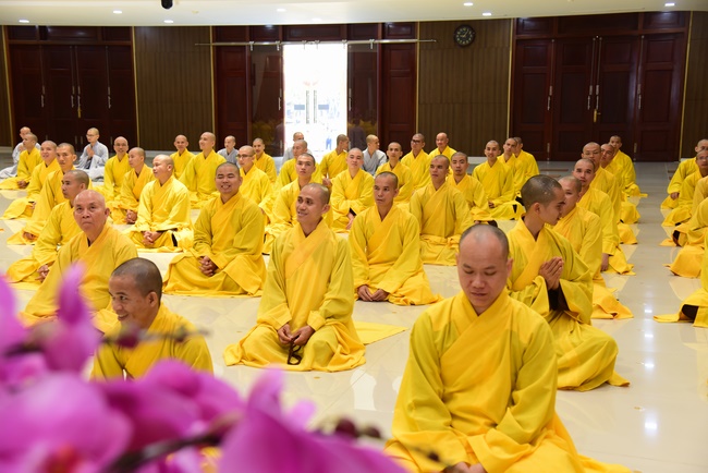 The 1st Retreat “Returning to Origin”