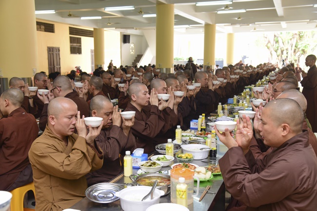 The 1st Retreat “Returning to Origin”