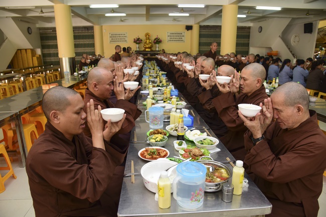 The 1st Retreat “Returning to Origin”