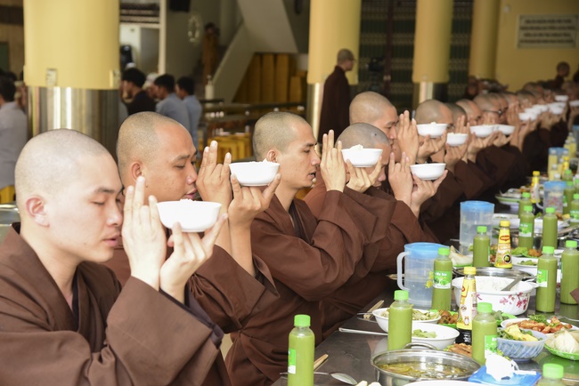 The 1st Retreat “Returning to Origin”