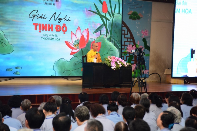 Dharma Talk Interpreting suspicions about Pureland Sect - The 95th Seven-Day Retreat.