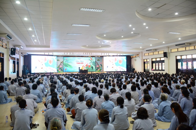 Dharma Talk Interpreting suspicions about Pureland Sect - The 95th Seven-Day Retreat.