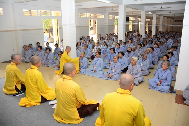Dharma Talk Interpreting suspicions about Pureland Sect - The 95th Seven-Day Retreat.