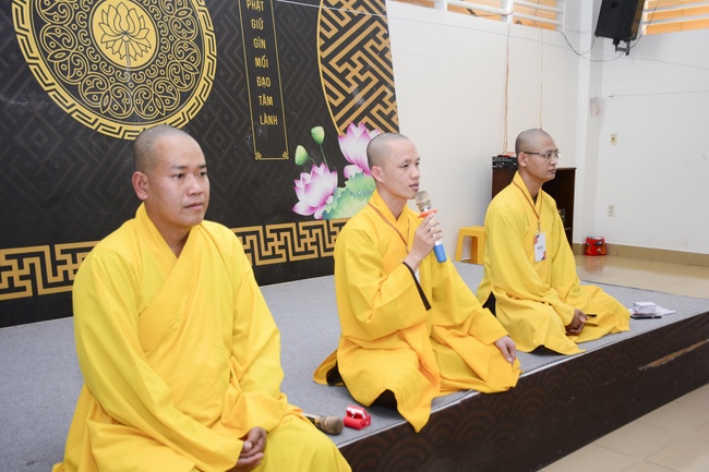 Dharma Talk Interpreting suspicions about Pureland Sect - The 95th Seven-Day Retreat.