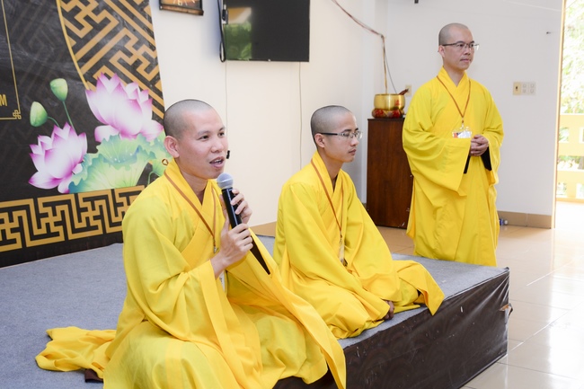 Dharma Talk Interpreting suspicions about Pureland Sect - The 95th Seven-Day Retreat.