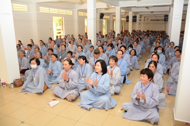 Dharma Talk Interpreting suspicions about Pureland Sect - The 95th Seven-Day Retreat.