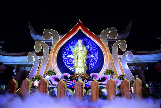 Impressed night of Amitabha Buddha's Birthday