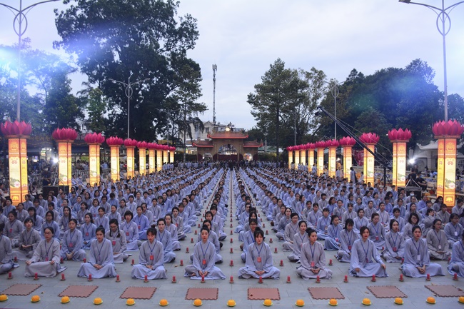 Impressed night of Amitabha Buddha's Birthday