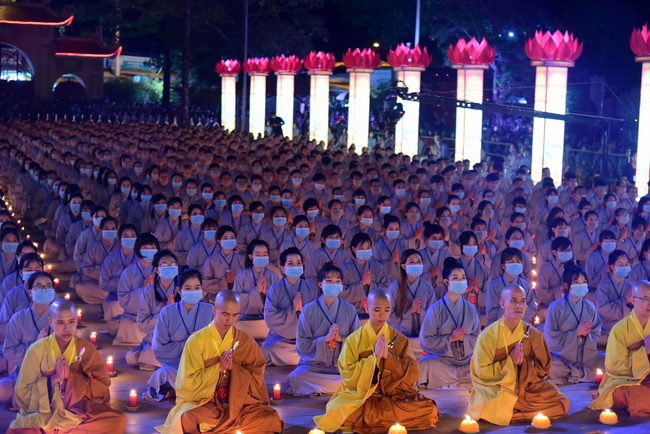 Impressed night of Amitabha Buddha's Birthday