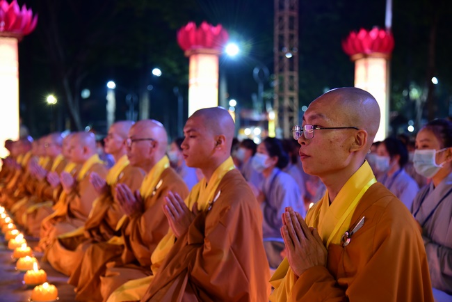 Impressed night of Amitabha Buddha's Birthday