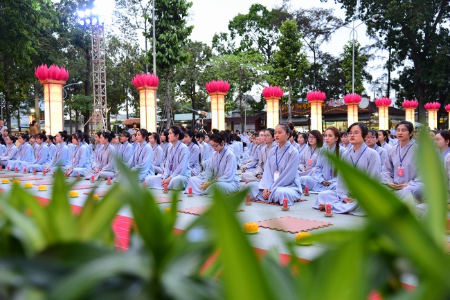 Impressed night of Amitabha Buddha's Birthday