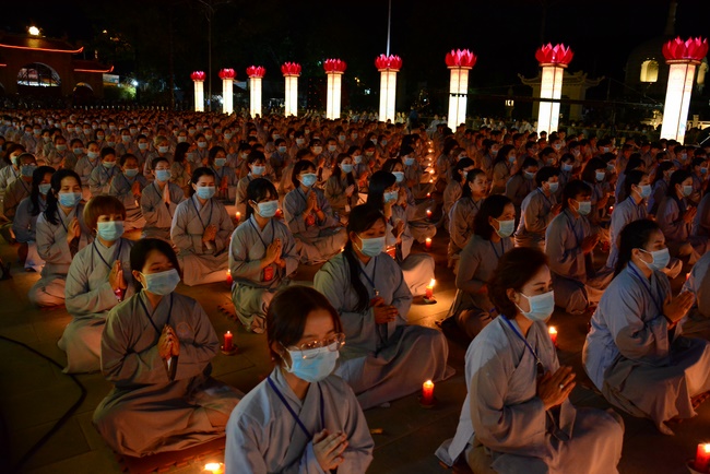 Impressed night of Amitabha Buddha's Birthday