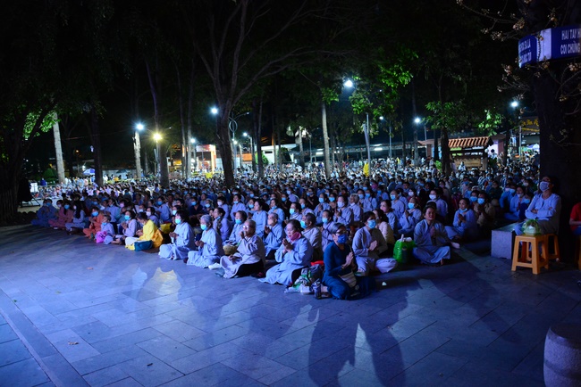 Impressed night of Amitabha Buddha's Birthday