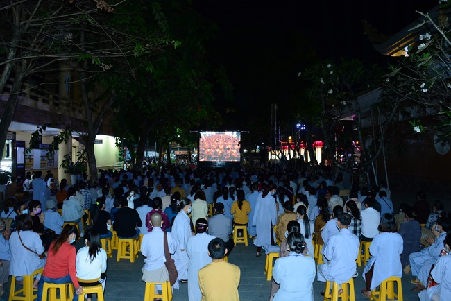 Impressed night of Amitabha Buddha's Birthday