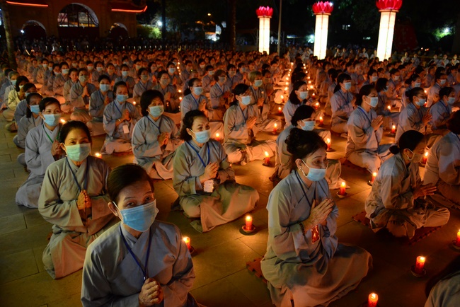 Impressed night of Amitabha Buddha's Birthday