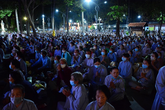 Impressed night of Amitabha Buddha's Birthday