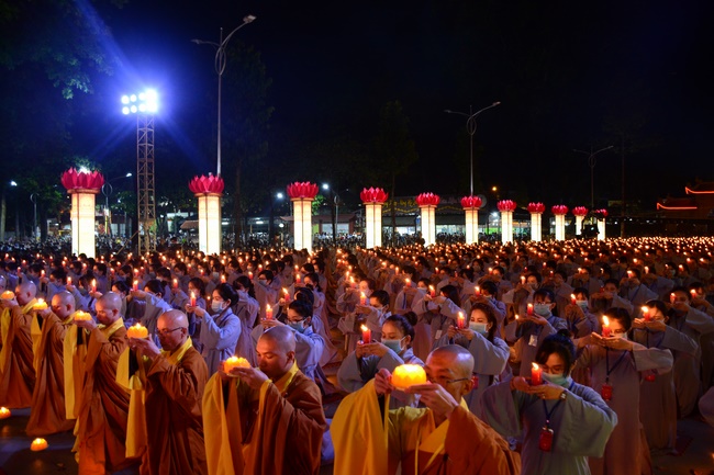 Impressed night of Amitabha Buddha's Birthday