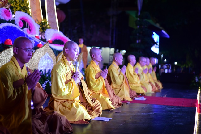 Impressed night of Amitabha Buddha's Birthday