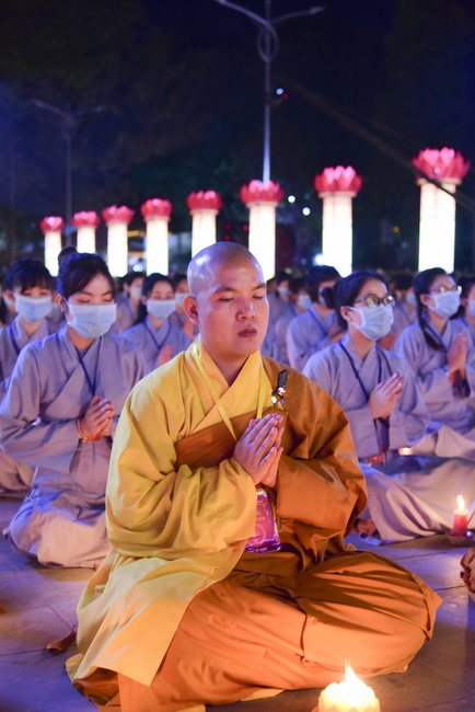 Impressed night of Amitabha Buddha's Birthday