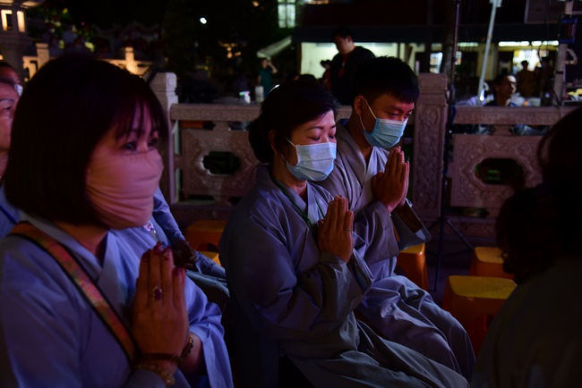 Impressed night of Amitabha Buddha's Birthday