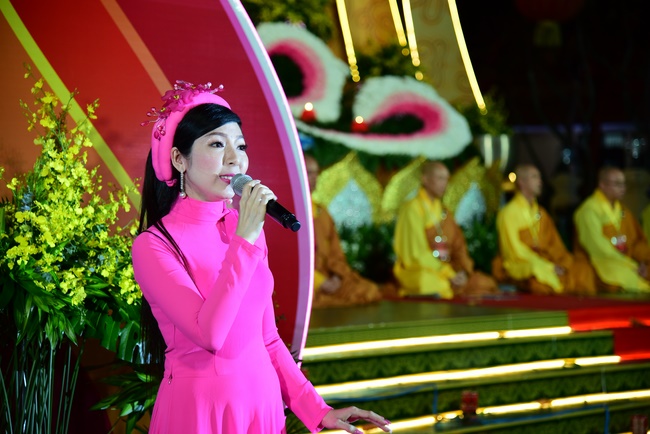 Impressed night of Amitabha Buddha's Birthday