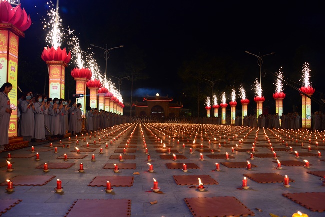 Impressed night of Amitabha Buddha's Birthday