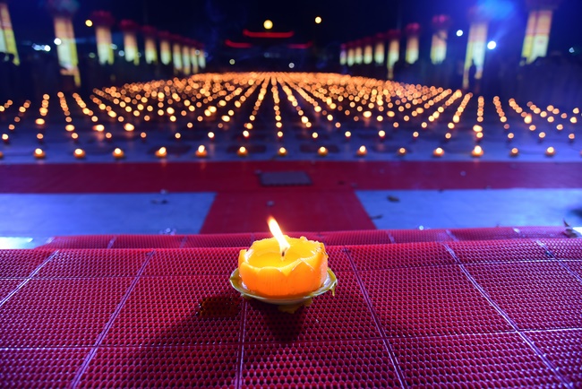 Impressed night of Amitabha Buddha's Birthday