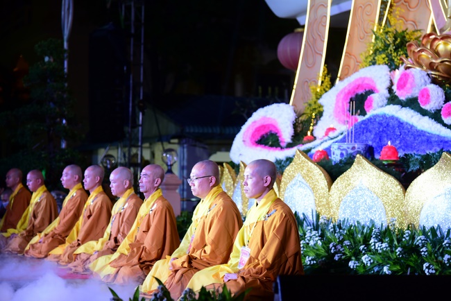 Impressed night of Amitabha Buddha's Birthday
