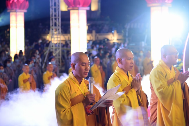 Impressed night of Amitabha Buddha's Birthday